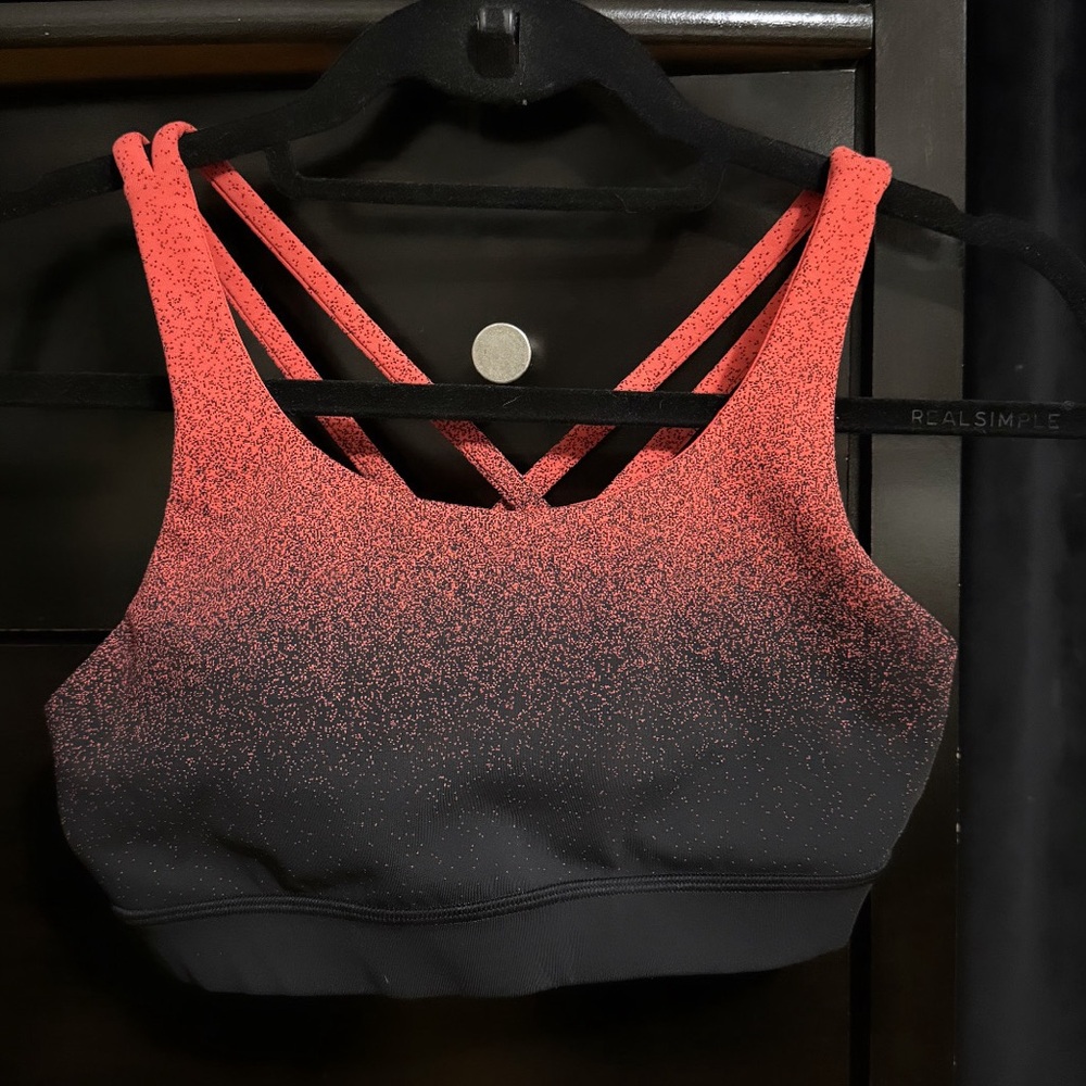 Lululemon sports bra